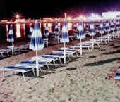 Hotel Astoria 3 Stelle - Fano - Spiaggia Privata attrezzata  - Pesaro e Urbino Marche Italia