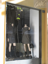 Carla G  Pesaro in Via Collenuccio - Abbigliamento donna