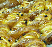 Pasticceria Caff� Centrale Srl - Brioches alla crema