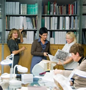 Le Amiche del Ricamo - Scuola di Ricamo, Tombolo e Macram, Maglia e Uncinetto