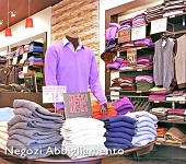 Effe Arredamenti - Arredamenti Componibili per Negozi di abbigliamento uomo donna e bambino - Pesaro e Urbino Marche Italia